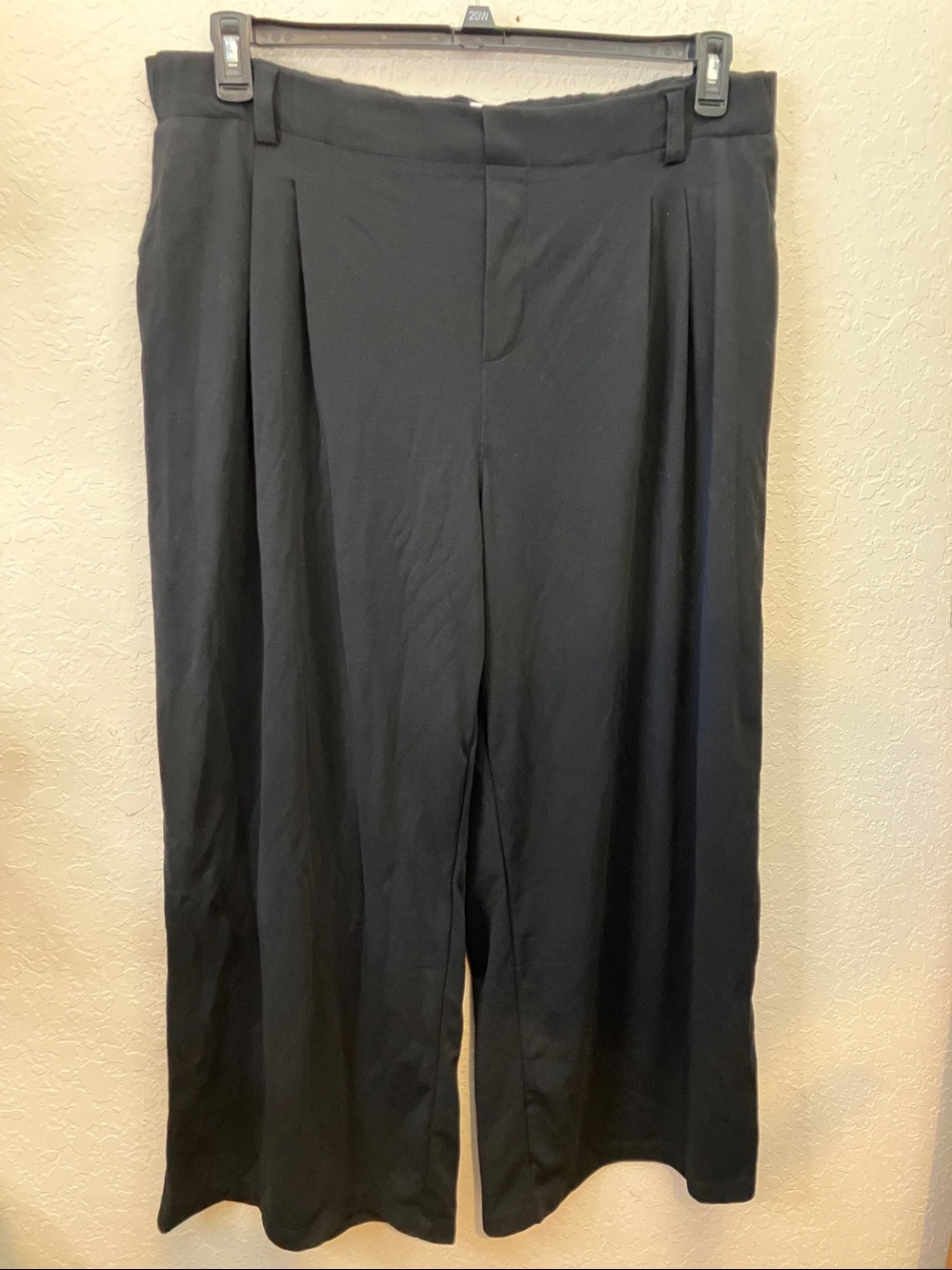 Halara Flex High-waisted pocket Wide Leg Black waffle Pants